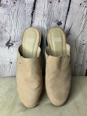 Eileen Fisher Lori Nubuck wedge slide. Tan, size 8.5
